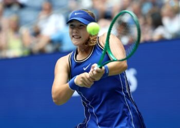 Мирра Андреева вышла в 1/4 финала турнира WTA-500 в Сингапуре