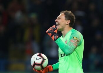 «Неперевершений вибір позиції»: голкіпер Оболоні розповів, хто є найкращими воротарями в історії чемпіонату