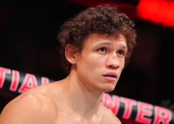 От армейского рукопашного боя до UFC. Биография Романа Копылова