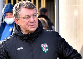 «Ми вимагаємо лише одного – однакових правил для всіх»: президент Оболоні поскаржився на суддівство в УПЛ