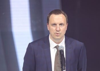 «Украли чистый гол». Волков эмоционально отреагировал на отмену шайбы Дронова