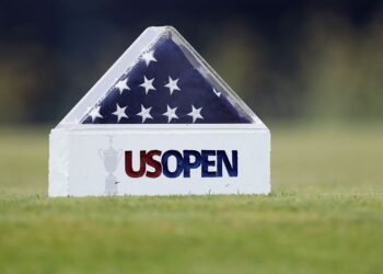Ван де Зандсхулп сенсационно вышел в 1/4 финала US Open, где может сыграть со Зверевым