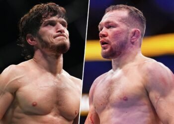 Такого мы ещё не видели! Сразу два российских титульника на одном турнире UFC