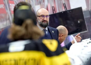 Главный тренер «Северстали» Козырев оценил победу над «Шанхайскими Драконами»