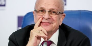 Его заставляли переводить слово «данк». Как Гомельский учил нас понимать баскетбол