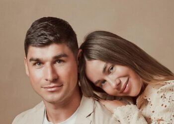 Не побачаться до Різдва: дружина Малиновського відверто розповіла про вимушену розлуку сім’ї з Русланом