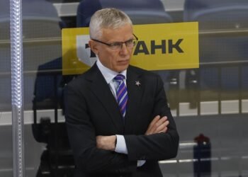 Щитов: Ларионову не удалось себя полноценно реализовать в СКА