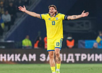 «Забарний програв дуель»: французькі ЗМІ оцінили матч у виконанні захисника України проти Північної Ірландії